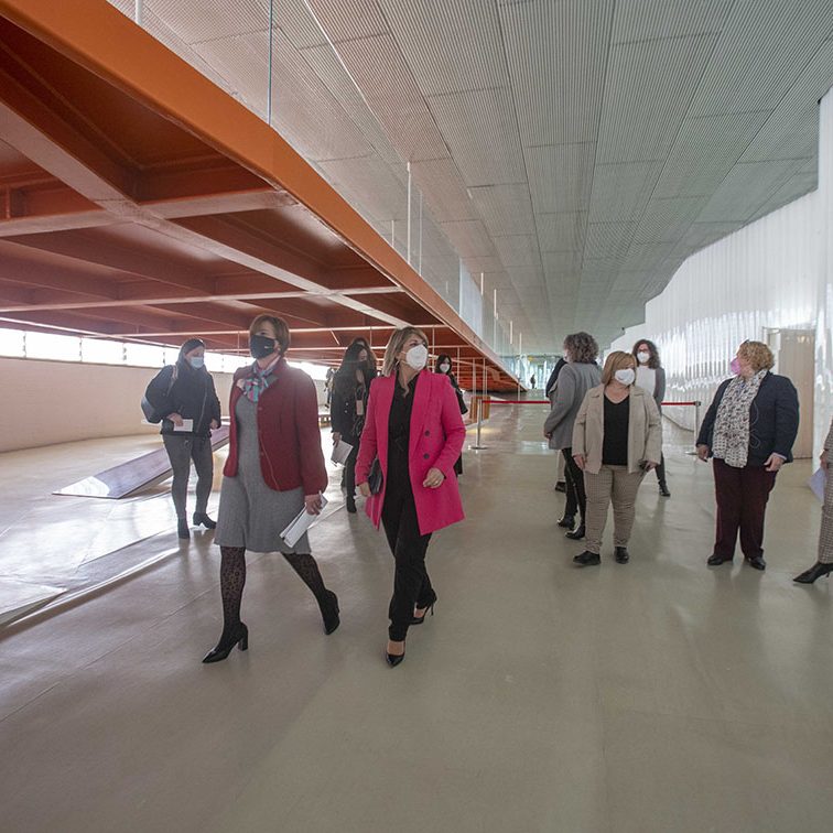 MESA REDONDA AMEP MUJER Y EMPRESA UN CAMINO A SEGUIR EL BATEL CARTAGENA