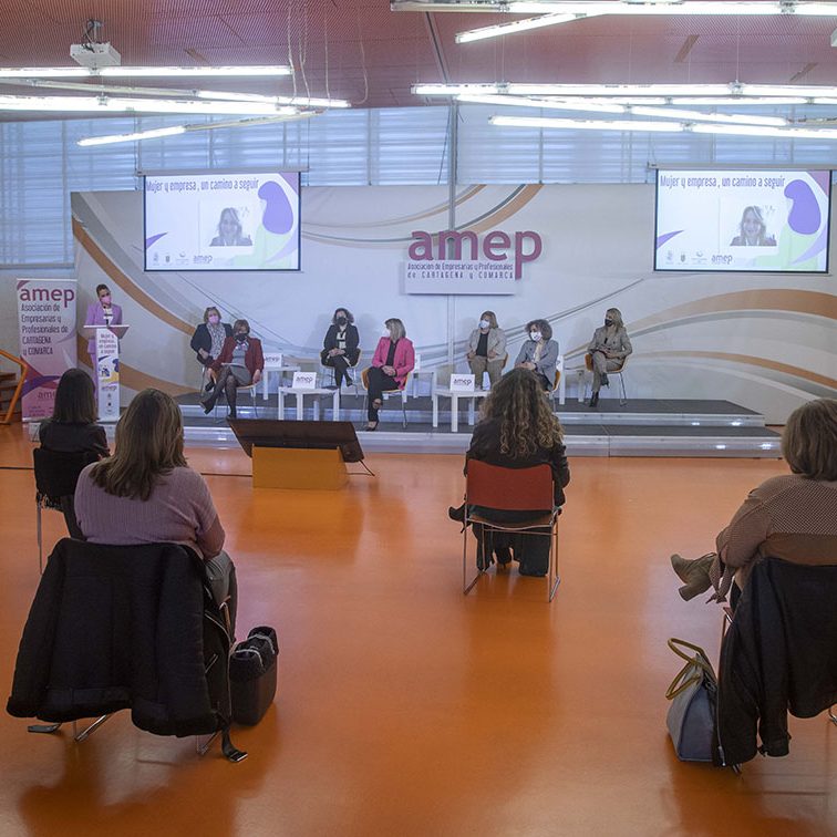 MESA REDONDA AMEP MUJER Y EMPRESA UN CAMINO A SEGUIR EL BATEL CARTAGENA