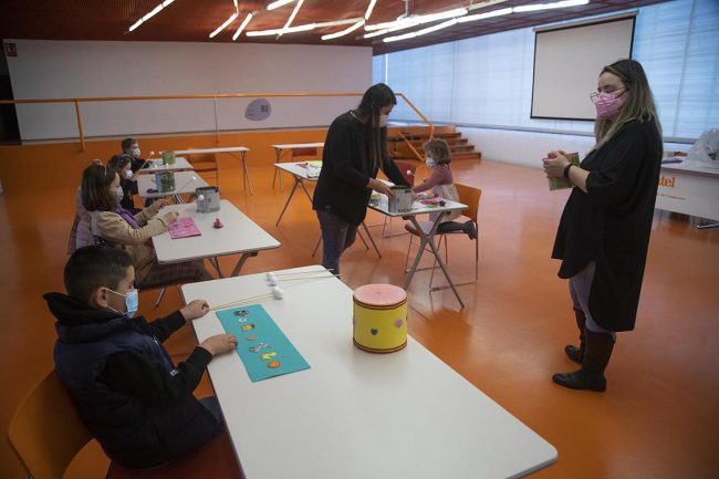 TALLER INFANTIL CONOCE TU SEMANA SANTA 'EL TAMBOR' EL BATEL CARTAGENA