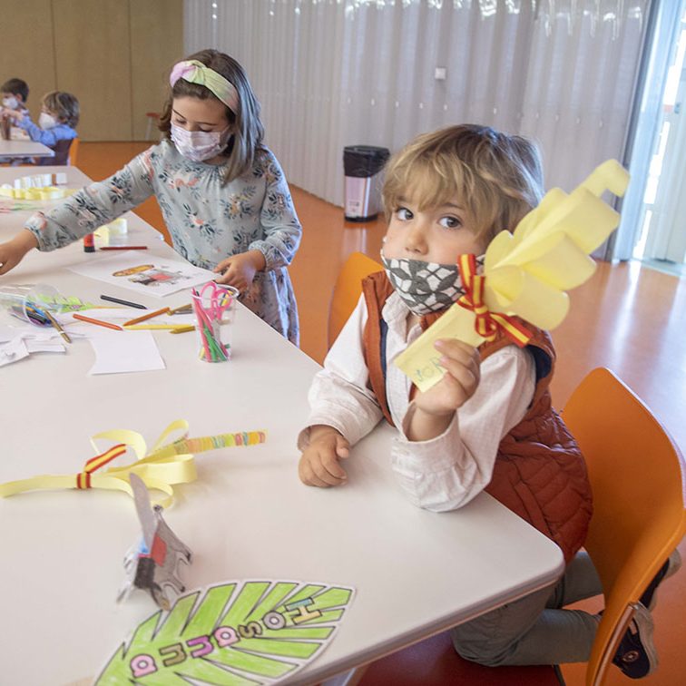 TALLER INFANTIL CONOCE TU SEMANA SANTA 'LA PALMA'