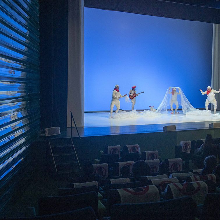 ERASE OTRA VEZ ROMEO Y JULIETA PUPACLOWN