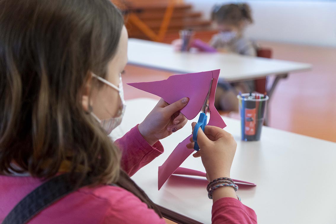 TALLER INFANTIL CONOCE TU SEMANA SANTA 'CAPIROTES'