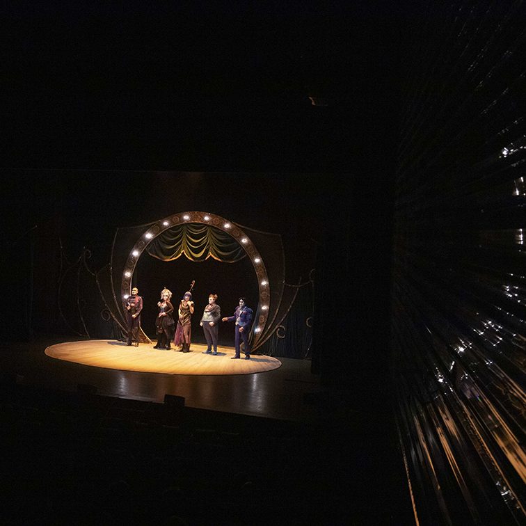 THE OPERA LOCOS EL BATEL CARTAGENA