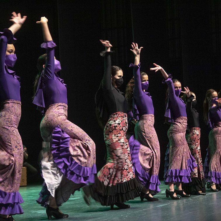 DIA INTERNACIONAL DE LA DANZA DE CARTAGENA GALA PROFESIONAL EL BATEL