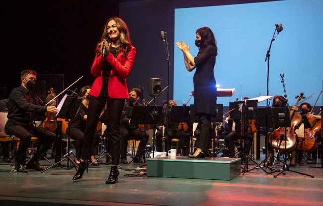 EN FAMILIA MARIA PARRADO Y LA MAGIA DE DISNEY EL BATEL CARTAGENA