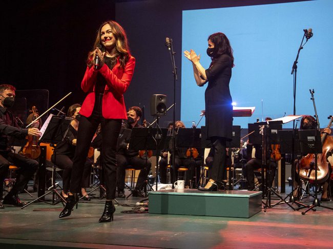 EN FAMILIA MARIA PARRADO Y LA MAGIA DE DISNEY EL BATEL CARTAGENA