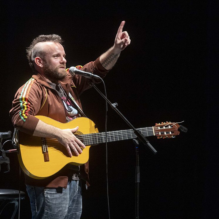 GUIU CORTÉS EN CONCIERTO EL BATEL CARTAGENA