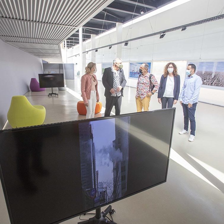 EXPOSICION MUCHO MAS MAYO UNCANNY LANDSCAPES EL BATEL CARTAGENA