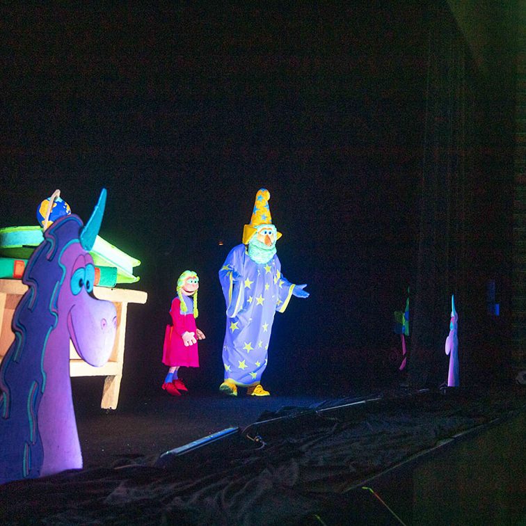 EUREKA! OBRA DE TEATRO CLAUSURA DE CURSO EL BATEL CARTAGENA