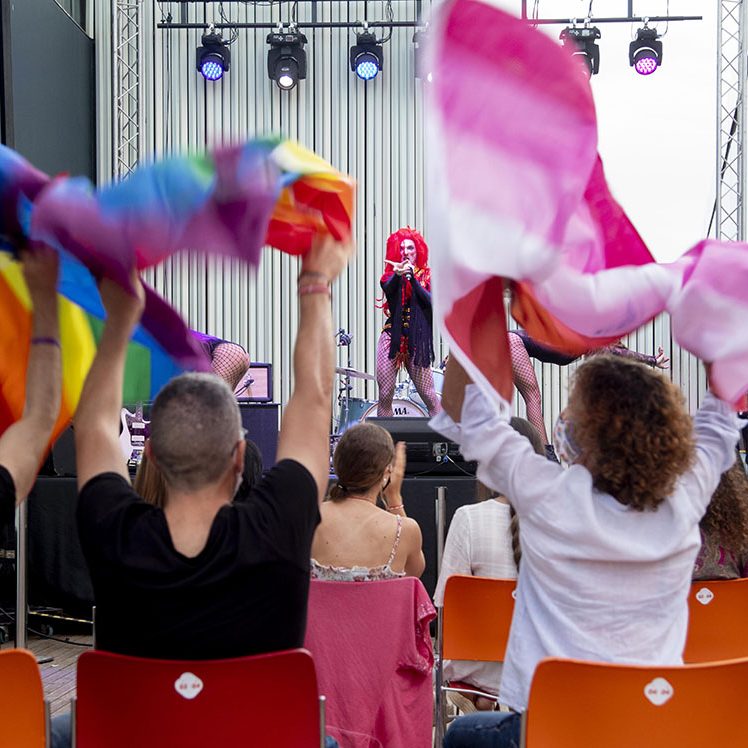 ORGULLOSAS 2021 – TINA X + LAS WONDER EL BATEL CARTAGENA