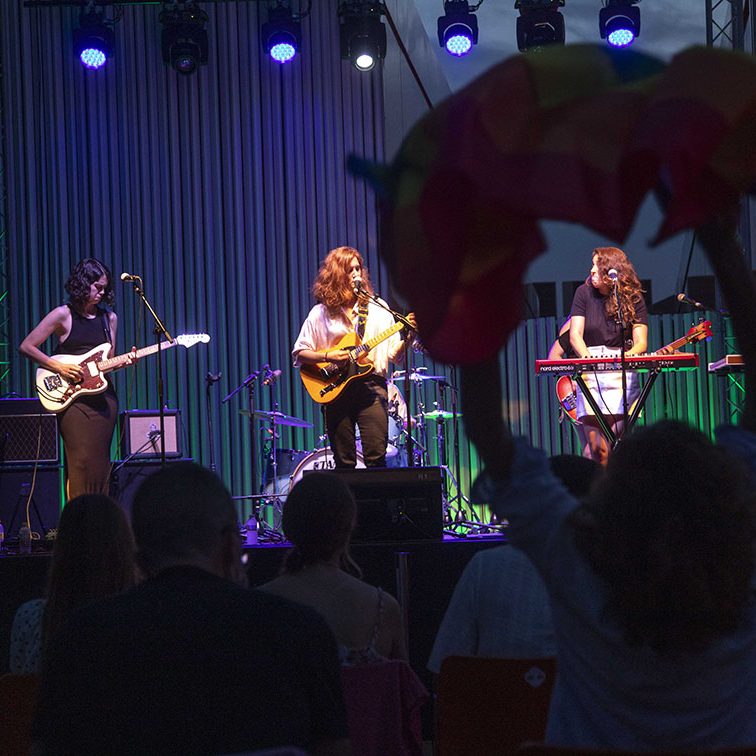 ORGULLOSAS 2021 – TINA X + LAS WONDER EL BATEL CARTAGENA