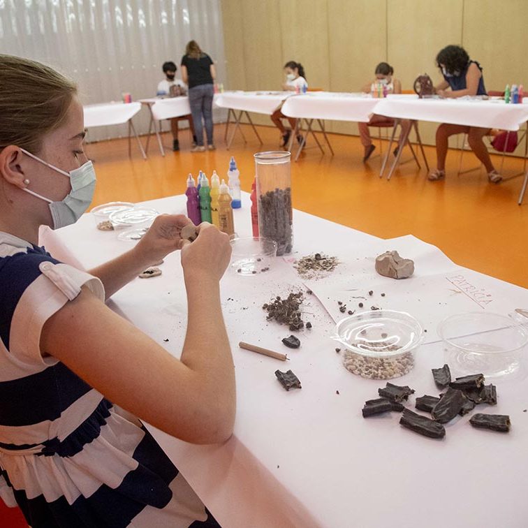 TALLER RECICLAJE ARTE Y NATURALEZA LA MAR CHICA 2021 EL BATEL CARTAGENA