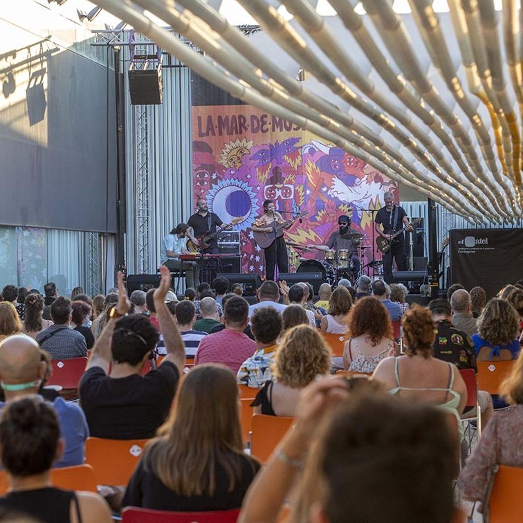 TRAVIS BIRD LA MAR DE MÚSICAS EL BATEL CARTAGENA