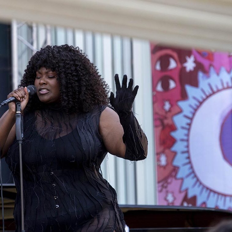 YSEULT LA MAR DE MÚSICAS EL BATEL CARTAGENA