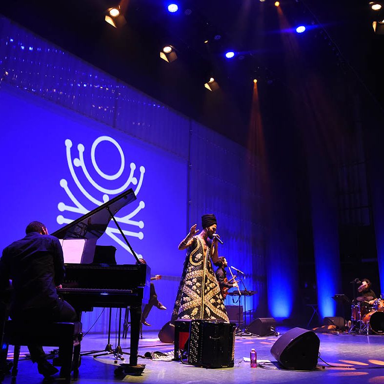 CLAUSURA III CONGRESO INTERNACIONAL DE ARTES Y DIVERSIDAD EL BATEL CARTAGENA