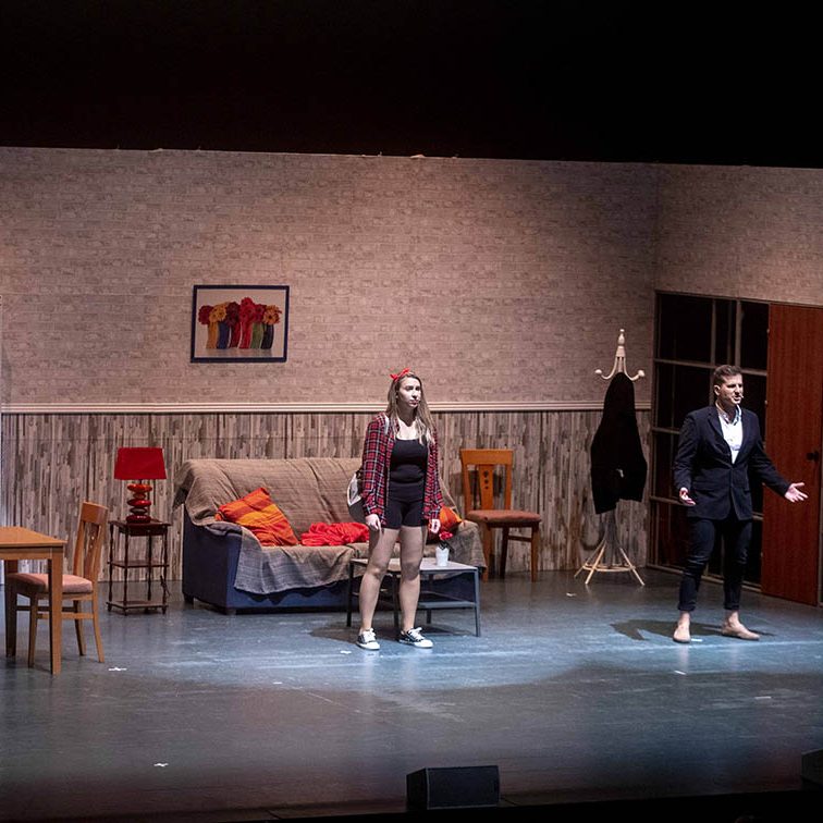 ¿QUÉ MÁS DA? COMEDIA MUSICAL EL BATEL CARTAGENA