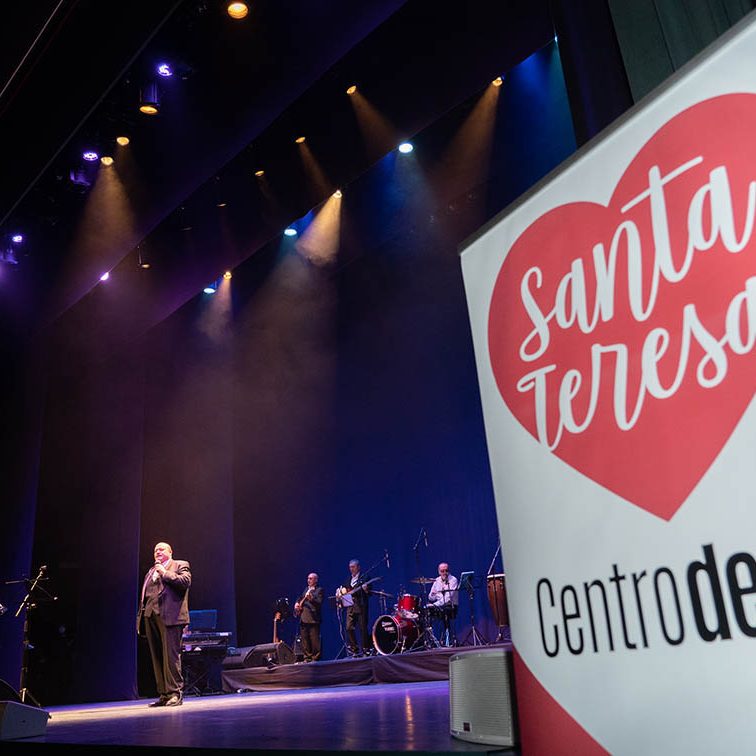 HOSPITALIDAD SANTA TERESA GALA BENEFICA 'VUELVE LA ILUSIÓN' EL BATEL CARTAGENA