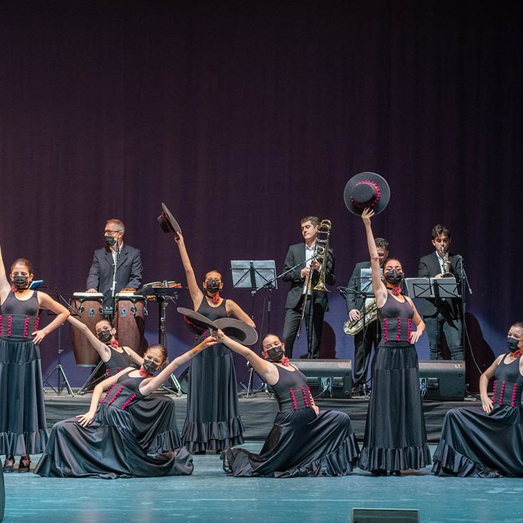 HOSPITALIDAD SANTA TERESA GALA BENEFICA 'VUELVE LA ILUSIÓN' EL BATEL CARTAGENA