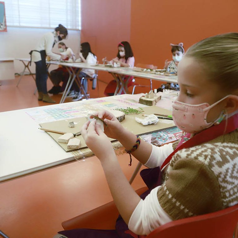 TALLER INFANTIL PUEBLOS NAVIDEÑOS MI PEQUEÑO AUDITORIO EL BATEL CARTAGENA