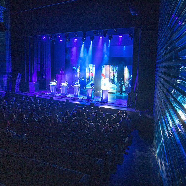 MAYUMANA PRESENTA CURRENTS EL BATEL CARTAGENA