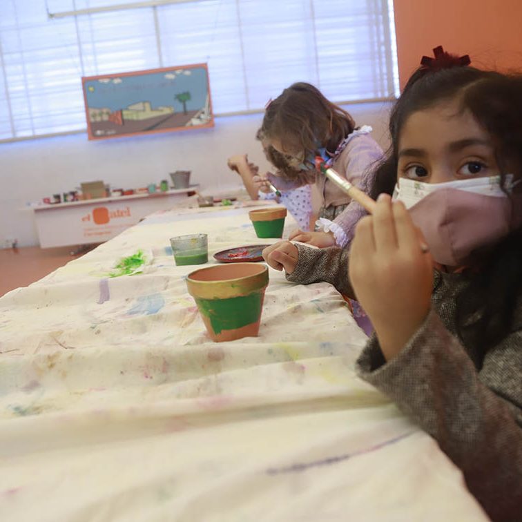 TALLER NAVIDAD MI MACETA DE AÑO NUEVO MI PEQUEÑO AUDITORIO EL BATEL CARTAGENA