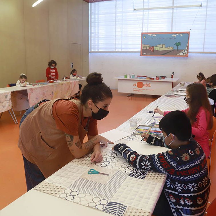 TALLER NAVIDAD ARTE Y CULTURA LOS GRANDES ARTISTAS Y YO MI PEQUEÑO AUDITORIO EL BATEL CARTAGENA