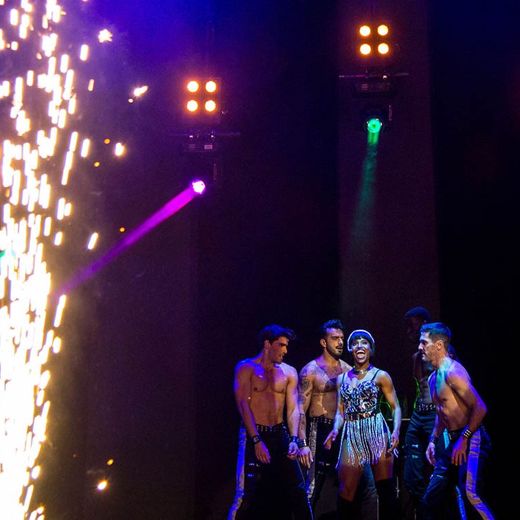 EL GUARDAESPALDAS EL MUSICAL EL BATEL CARTAGENA