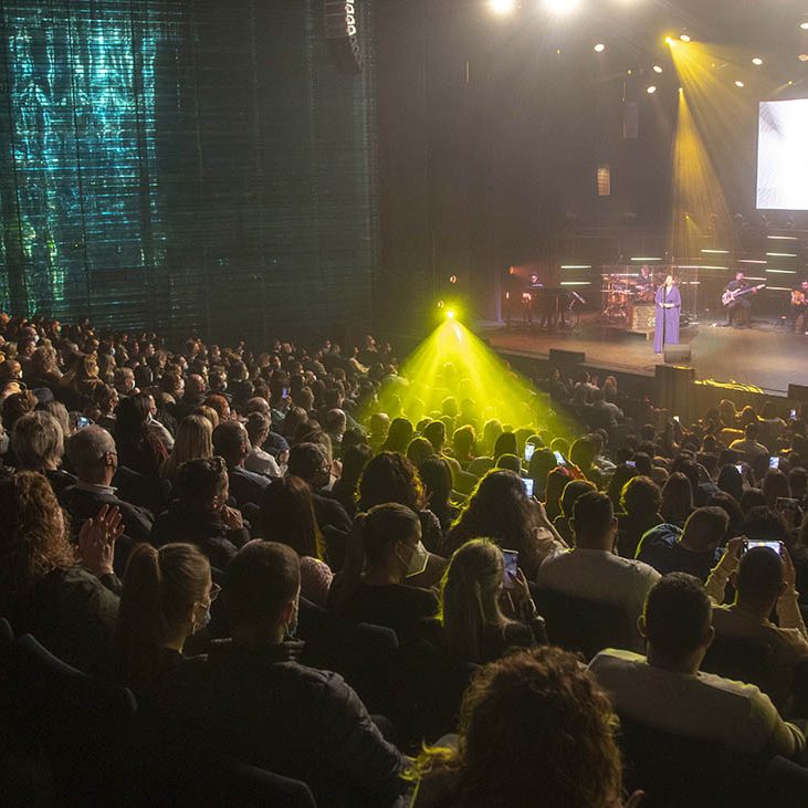 NIÑA PASTORI GIRA 25 AÑOS EL BATEL CARTAGENA