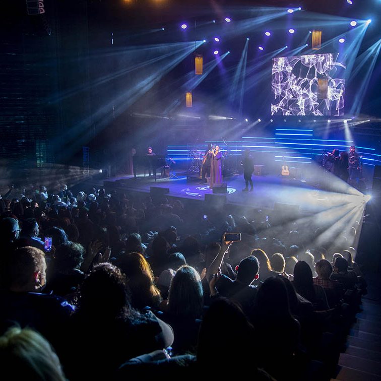 NIÑA PASTORI GIRA 25 AÑOS EL BATEL CARTAGENA