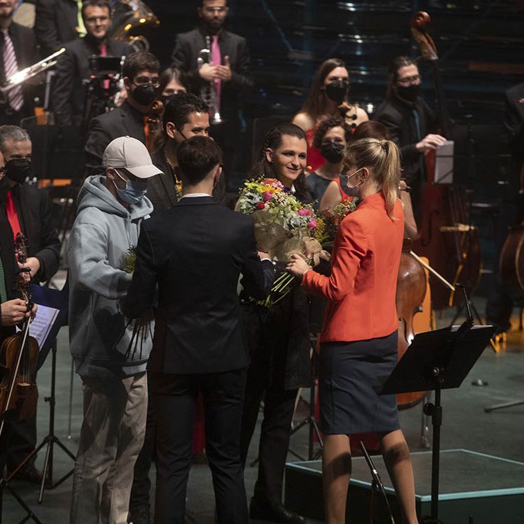 ENTRE CUERDAS Y METALES LEYENDAS EL BATEL CARTAGENA