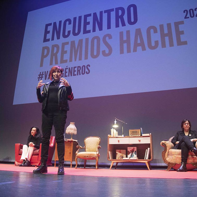 ENCUENTRO CON LAS 3 AUTORAS FINALISTAS DEL PREMIO HACHE 2022 EL BATEL CARTAGENA