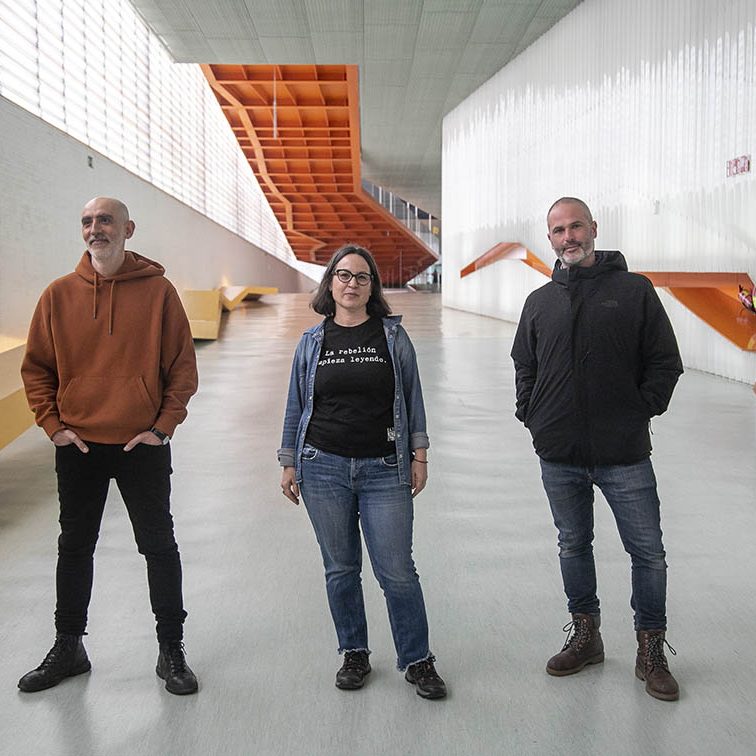 ENCUENTRO CON LOS 3 AUTORES FINALISTAS DEL PREMIO MANDARACHE 2022 EL BATEL CARTAGENA