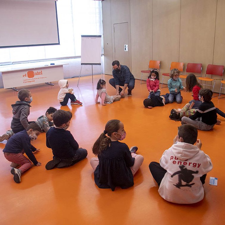 TALLERES INFANTIL RITMO Y MUSICALIDAD CON DUMDACA EL BATEL CARTAGENA
