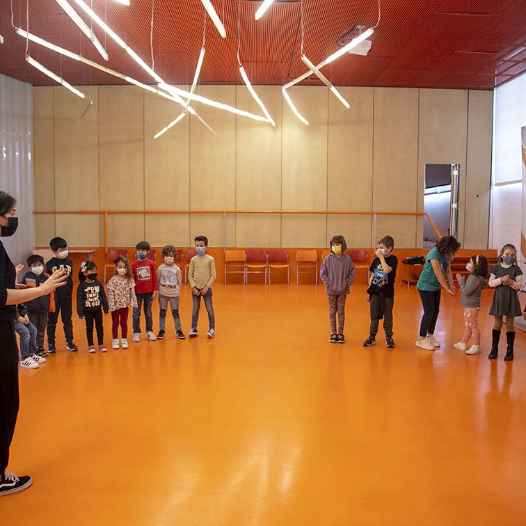 TALLERES INFANTILES DE TEATRO JUGAR, CREAR… ¡ACTUAR! EL BATEL CARTAGENA