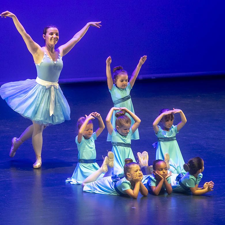 ISA & CRISTOPHER ESCUELA DE BAILE – GALA FIN DE CURSO EL BATEL CARTAGENA