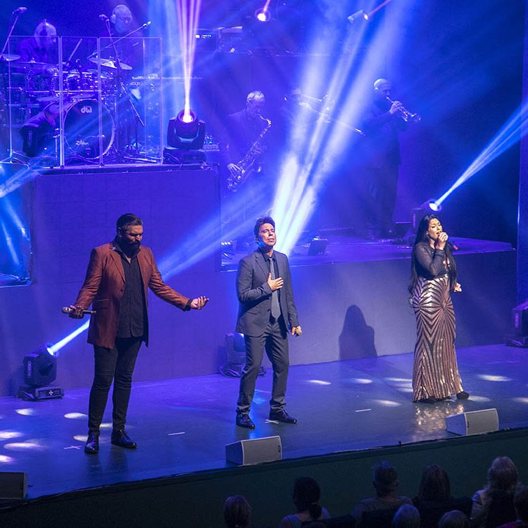 VIVIR ASÍ ES MORIR DE AMOR HOMENAJE A CAMILO SESTO EL BATEL CARTAGENA