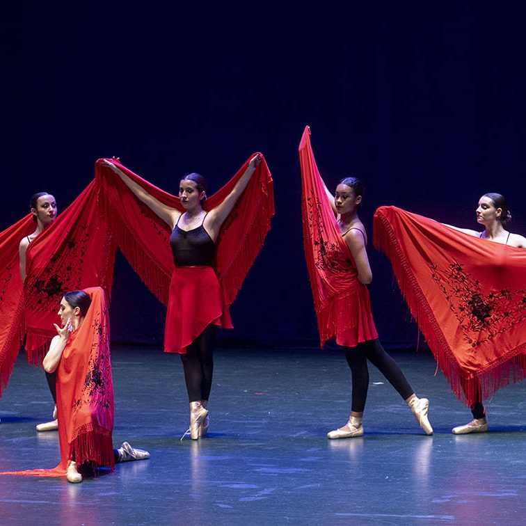 X GALA FINAL DEL ESTUDIO DE DANZA NURIA MAS EL BATEL CARTAGENA