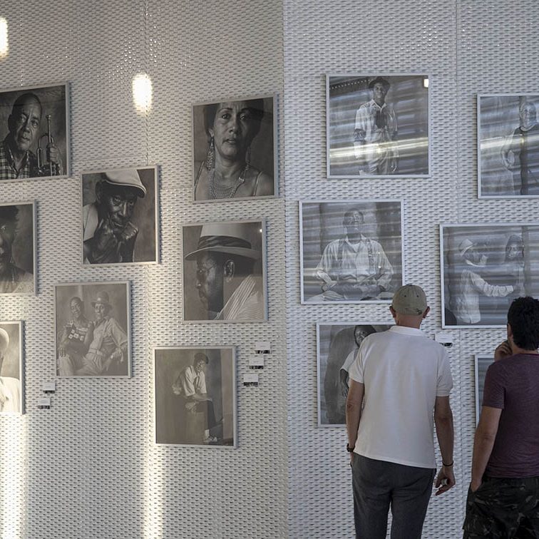 EXPOSICIONES LA MAR DE ARTE 'SON' Y 'BAILA. BAILA. BAILA.' EL BATEL CARTAGENA