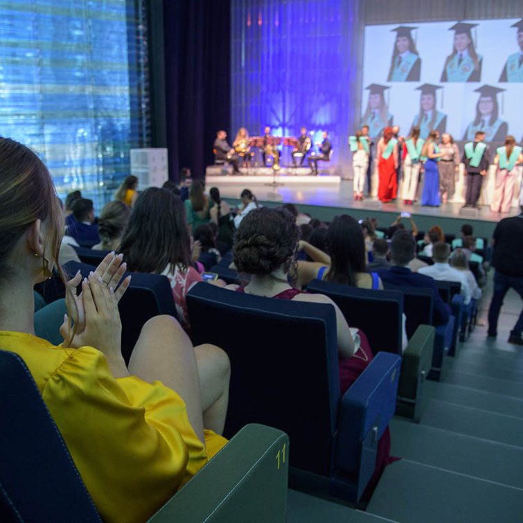 ISEN CENTRO UNIVERSITARIO ACTO DE GRADUACIÓN EL BATEL CARTAGENA