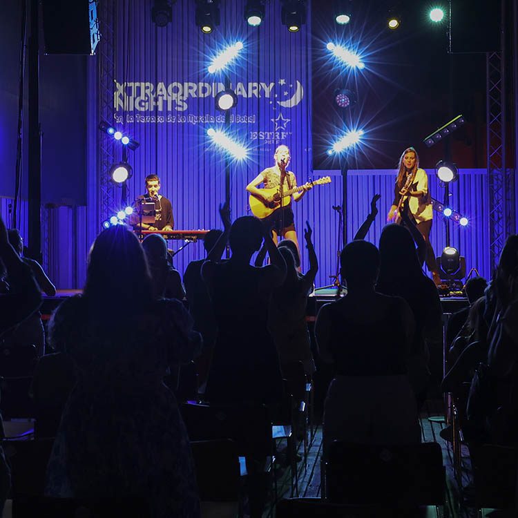 AINOA BUITRAGO EN LAS XTRAORDINARY NIGHTS EL BATEL CARTAGENA