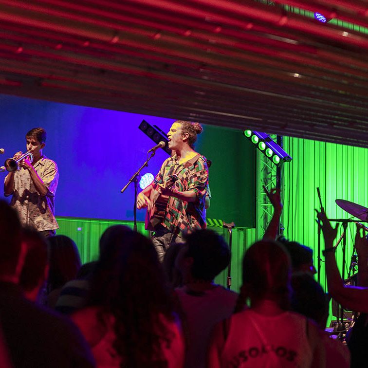 MR KILOMBO EN LAS XTRAORDINARY NIGHTS EL BATEL CARTAGENA