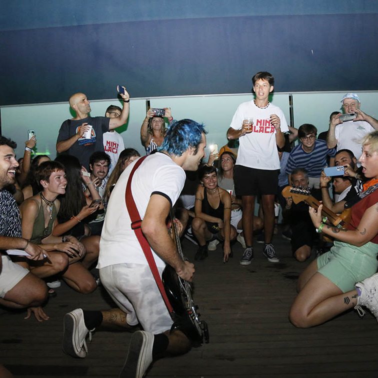 NIÑA POLACA EN LAS XTRAORDINARY NIGHTS EL BATEL CARTAGENA