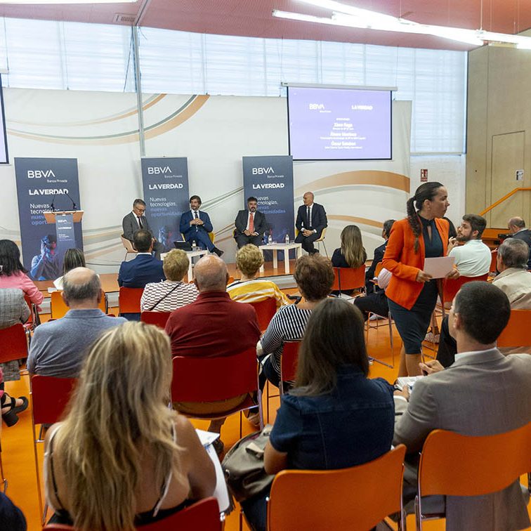 FORO BANCA PRIVADA BBVA LV NUEVAS TECNOLOGIAS NUEVAS OPORTUNIDADES EL BATEL CARTAGENA