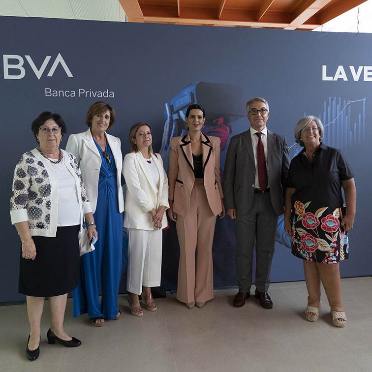FORO BANCA PRIVADA BBVA LV NUEVAS TECNOLOGIAS NUEVAS OPORTUNIDADES EL BATEL CARTAGENA