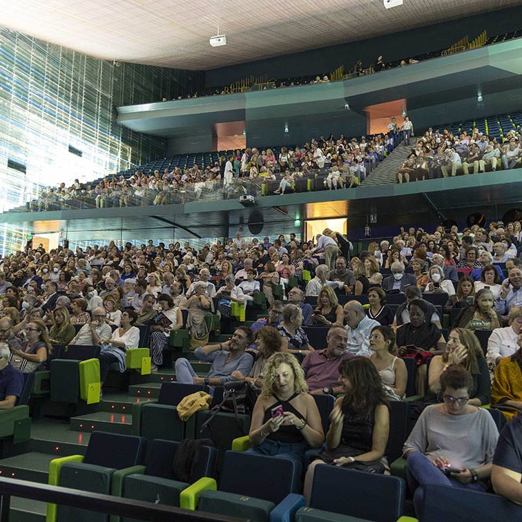 OPERA 2001 LA BOHÈME DE PUCCINI EL BATEL CARTAGENA