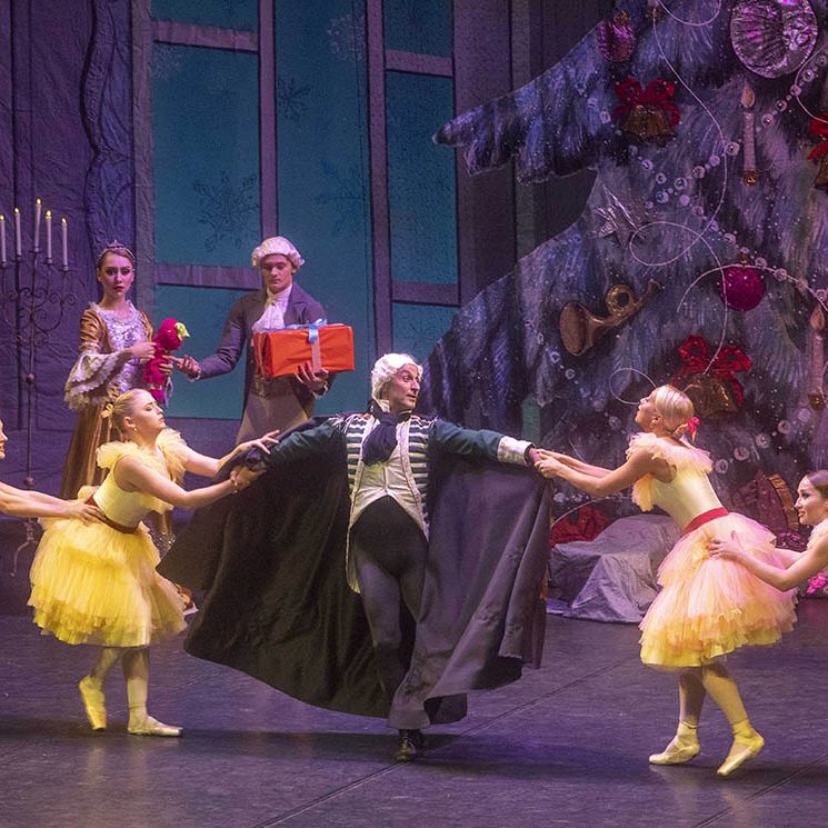 EL CASCANUECES POR EL BALLET DE KIEV EL BATEL CARTAGENA