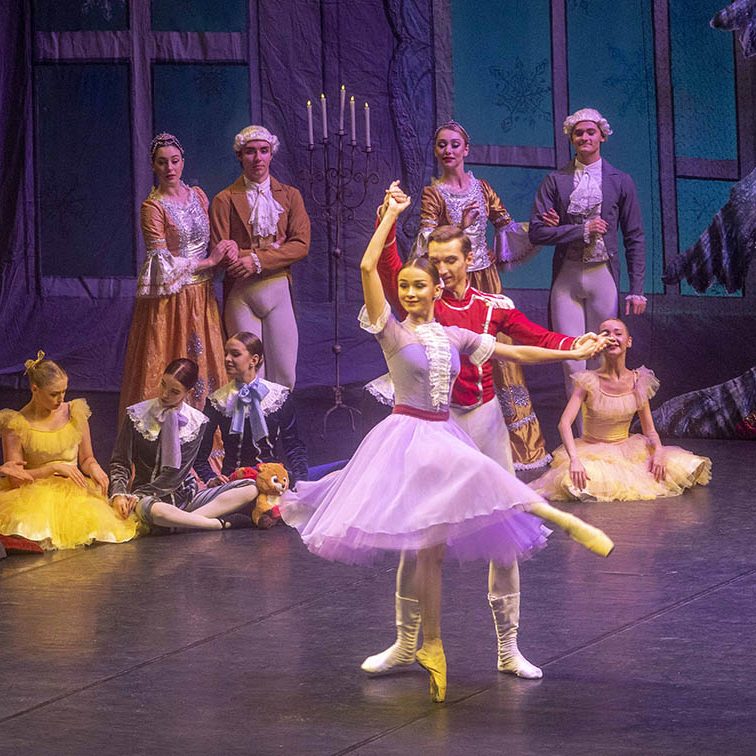 EL CASCANUECES POR EL BALLET DE KIEV EL BATEL CARTAGENA