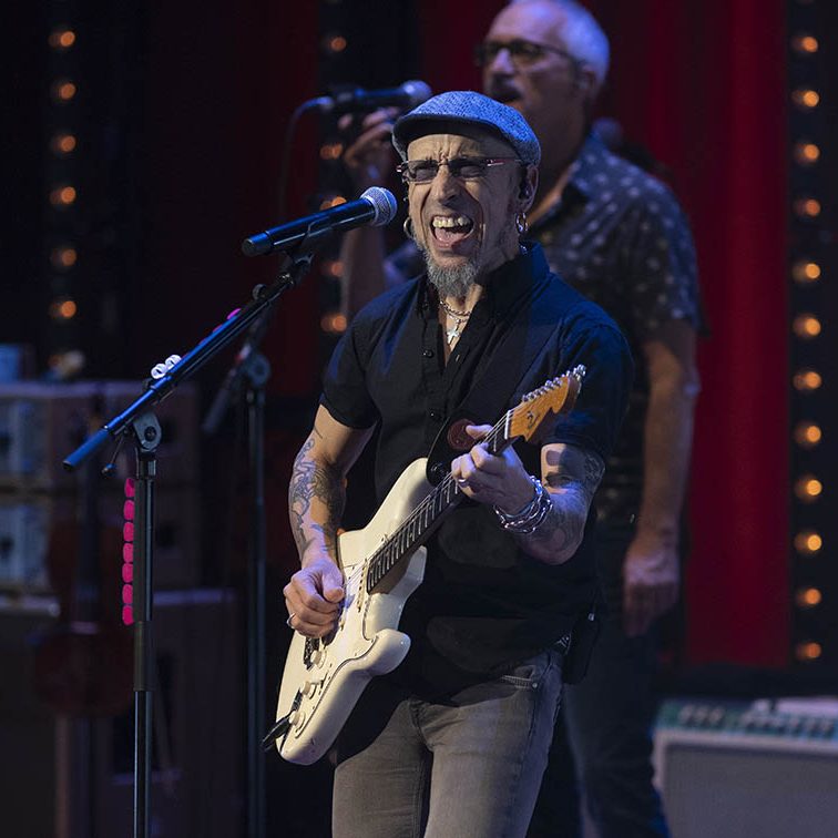 FITO & FITIPALDIS GIRA DE TEATROS Y AUDITORIOS EL BATEL CARTAGENA