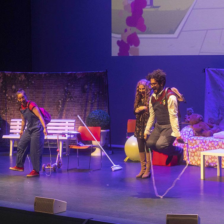 TALLER MIMICA HABLAR SIN HABLAR EL BATEL CARTAGENA