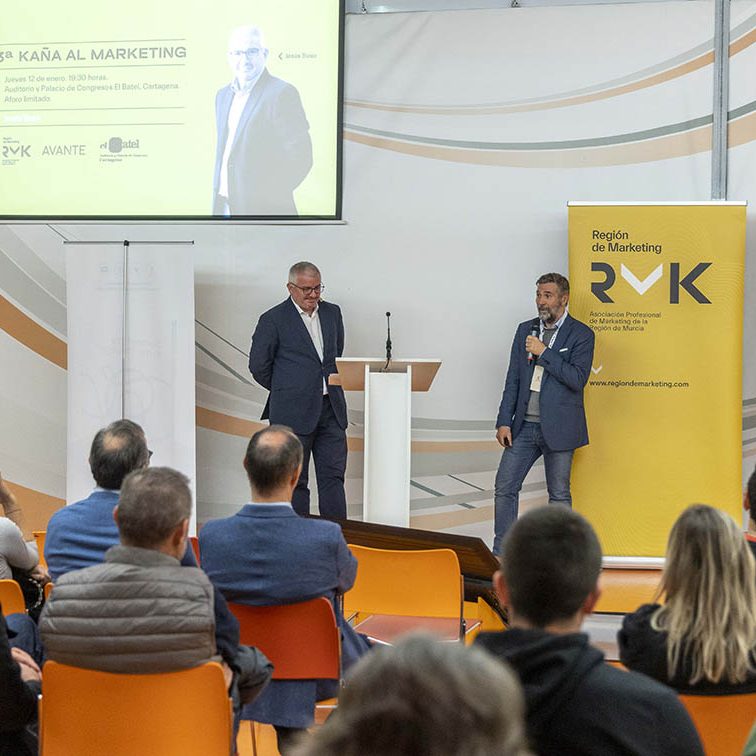 REGIÓN DE MARKETING CHARLA CON JESUS SUSO CEO AVANTE EL BATEL CARTAGENA